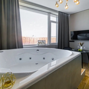 Фотография квартиры 2 Апартаменты с джакузи на ул Степана Разина (32/2)