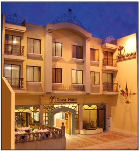 Фотографии гостиницы 
            Hotel Daza by DOT Urban