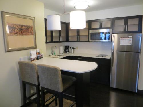 Фотография гостиницы Staybridge Suites West Edmonton, an IHG Hotel