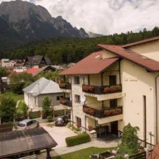 Фотографии гостевого дома
The Ghetto