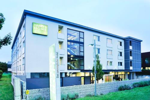 Фотография гостиницы harry's home hotel & apartments