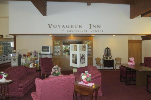 Фотография гостиницы Voyageur Inn and Conference Center