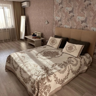 Фотография квартиры Квартира Посторная 3 Комнатная Фамилия