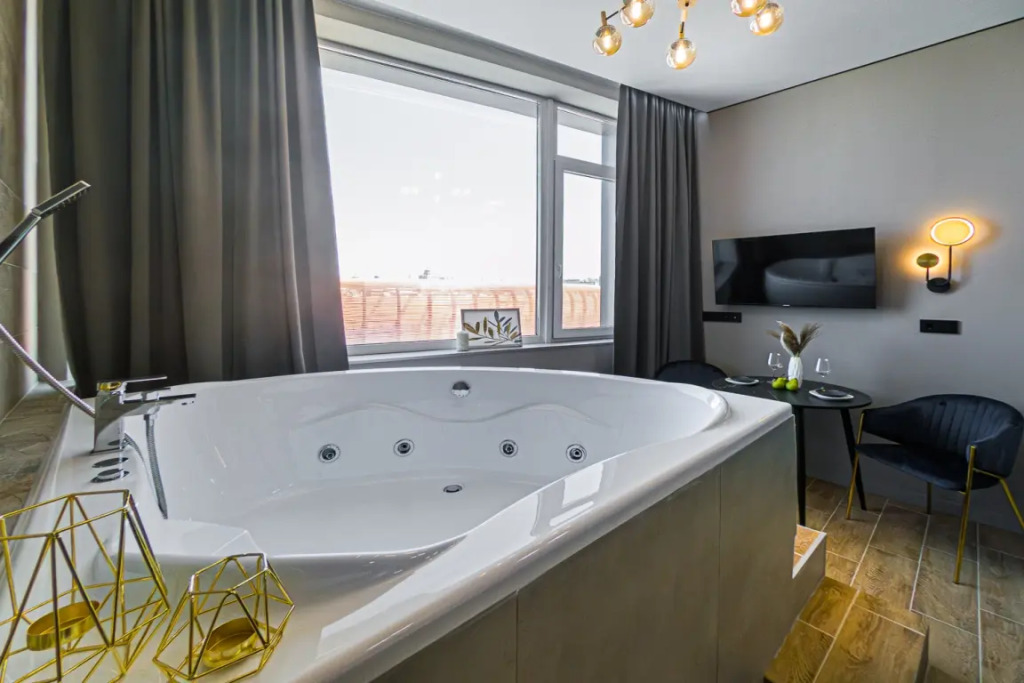 Фотография квартиры 2 Апартаменты с джакузи на ул Степана Разина (32/2)