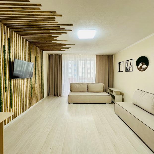 Фотографии квартиры 
            Апартаменты трехкомнатные 190 по ул. Красноармейская, 100