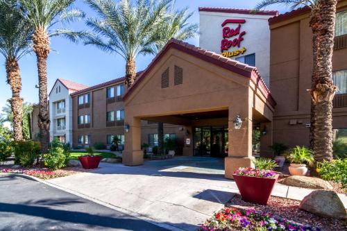 Фотография гостиницы Red Roof Inn PLUS+ Tempe - Phoenix Airport