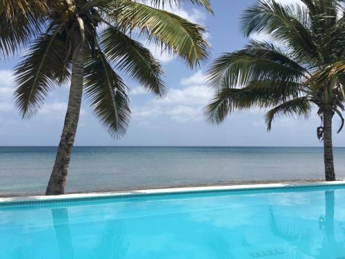 Фотография гостиницы Bravo Beach Hotel