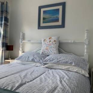 Фотографии гостевого дома
Lagoon View Cottage