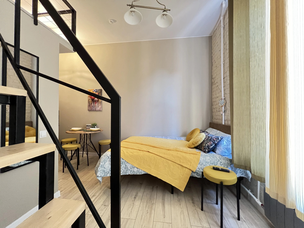 Фотография квартиры Апартаменты 2уровневая Студия Маяковского 6