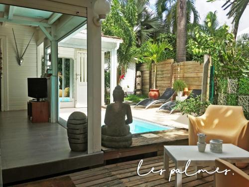 Фотография гостевого дома 17 Les Palmes - Maison de charme - Piscine privée et accès plage