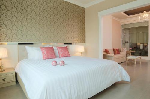 Фотография гостиницы The Raya Surawong Bangkok