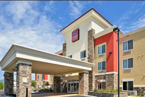 Фотография гостиницы Comfort Suites Redding - Shasta Lake