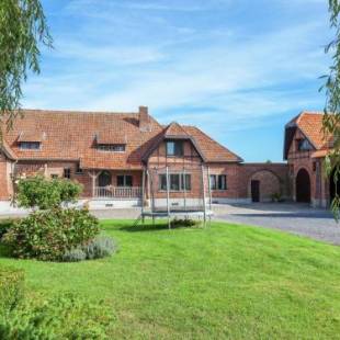 Фотографии гостевого дома 
            Cozy Farmhouse in Comines-Warneton with Hill View