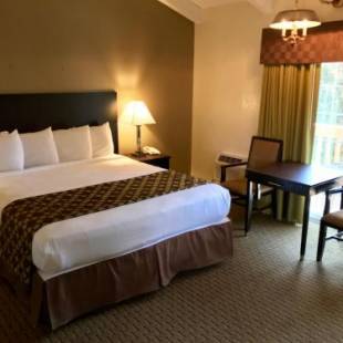 Фотографии мотеля
Fireside Inn