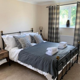 Фотография гостевого дома Thorn House a beautiful large house in Witney