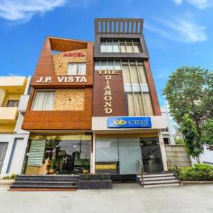 Фотографии гостиницы
FabHotel Diamond Zirakpur - Fully Vaccinated Staff