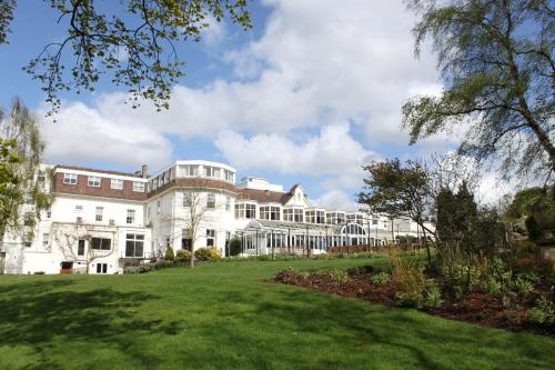 Фотография гостиницы Bromley Court Hotel London