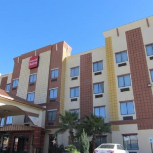 Фотография гостиницы Amerik Suites Laredo at Mall Del Norte