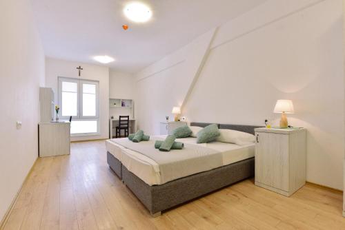 Фотография мини отеля Dompes Rooms