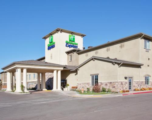 Фотография гостиницы Holiday Inn Express Lodi, an IHG Hotel