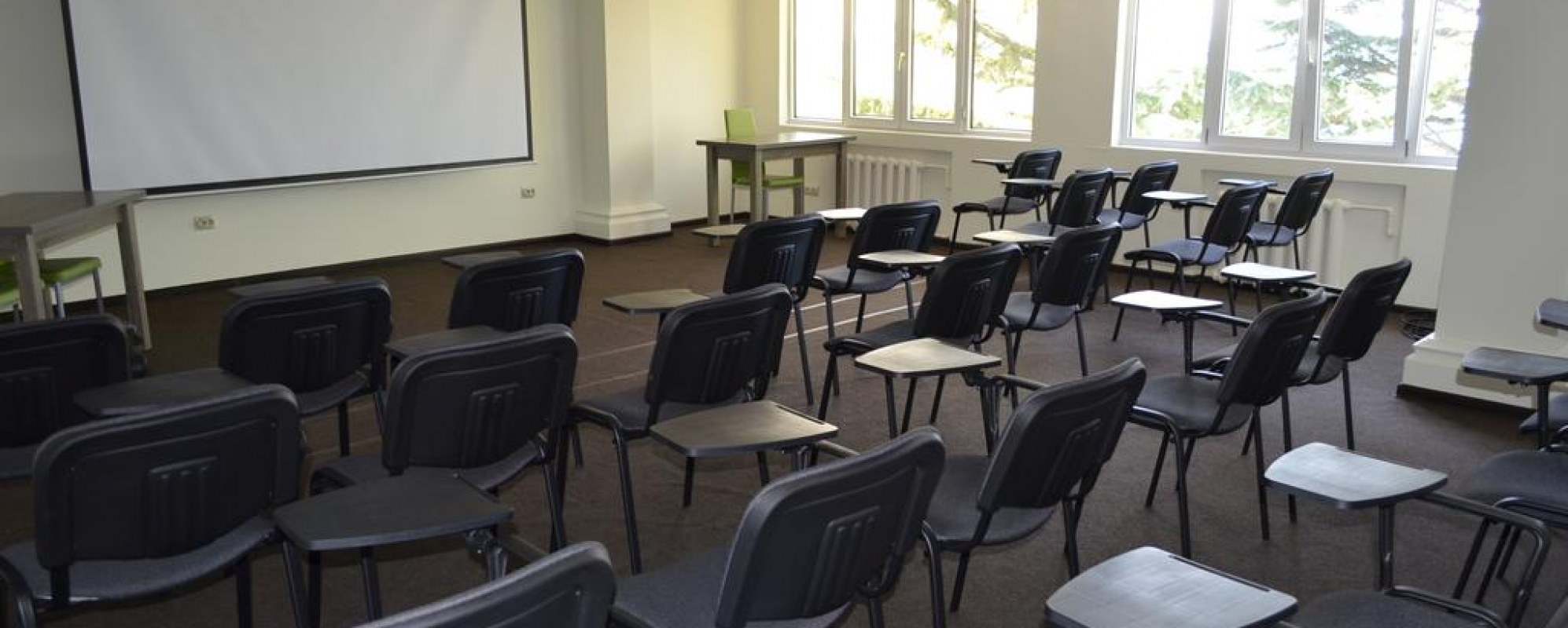 Фотографии конференц-зала COOCOOROOZA