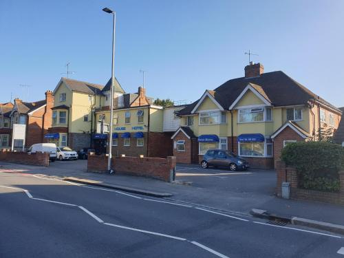 Фотография гостиницы Tower House Hotel