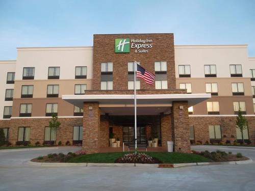 Фотография гостиницы Holiday Inn Express & Suites Monroe, an IHG Hotel