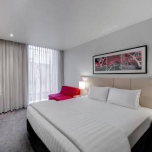 Фотографии гостиницы 
            Travelodge Hotel Melbourne Docklands