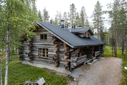 Фотография гостевого дома Levi Log Cabin - Viprakka 4A