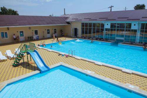 Фотография базы отдыха Изумруд