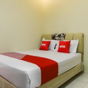 Фотография гостиницы Vaccinated Staff - OYO 3802 Wisma Cahaya Abadi