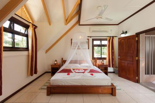 Фотографии гостевого дома
Chalets d'Anse Reunion