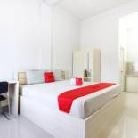 Фотография гостиницы RedDoorz Syariah near Sindu Kusuma Edupark