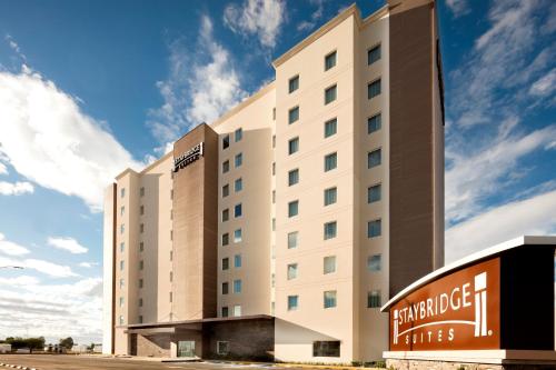 Фотография гостиницы Staybridge Suites - Saltillo, an IHG Hotel
