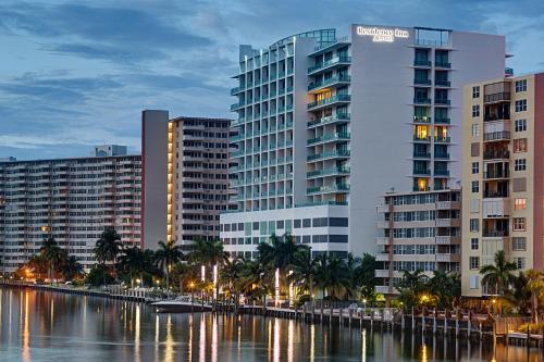 Фотография гостиницы Residence Inn by Marriott Fort Lauderdale Intracoastal