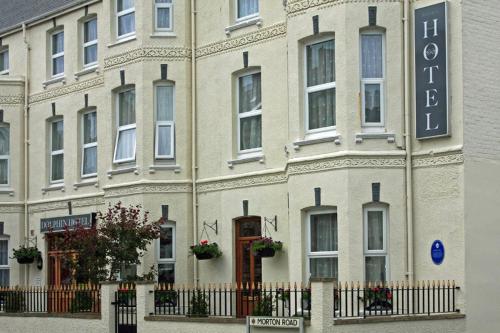Фотография гостиницы The Dolphin Hotel Exmouth