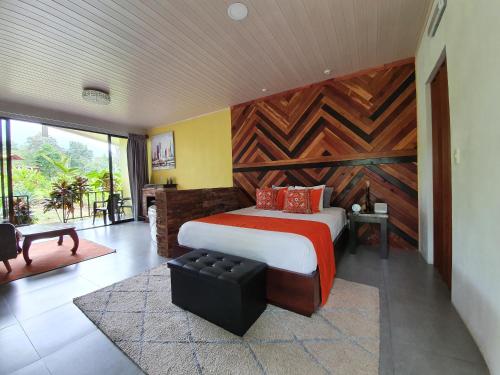 Фотография гостиницы Yellow Tree Suites