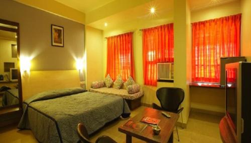 Фотография гостиницы Hotel Orient Crown, Kolhapur