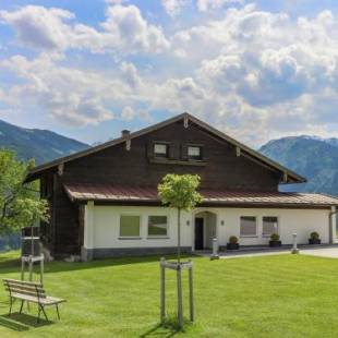 Фотографии гостевого дома
Rustic Mansion in Mittersill near Kirchberg Ski Area