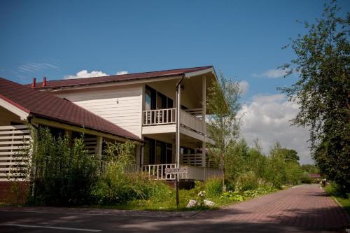 Фотографии глэмпинга
Парк-Отель Рыболовная усадьба