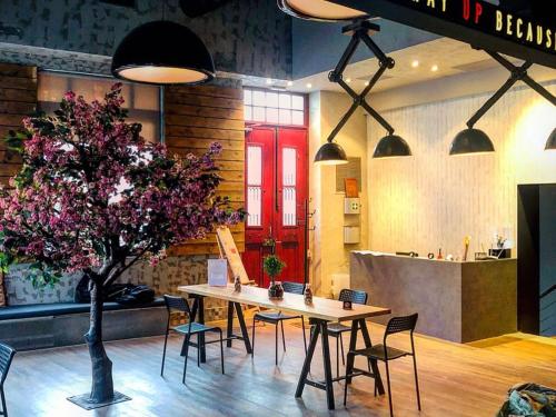 Фотография хостела Iconic Athens Hostel