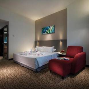 Фотографии апарт отеля
Crown Regency Serviced Suites