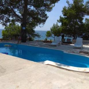 Фотографии гостевого дома
Obiteljska kuća za odmor Futura