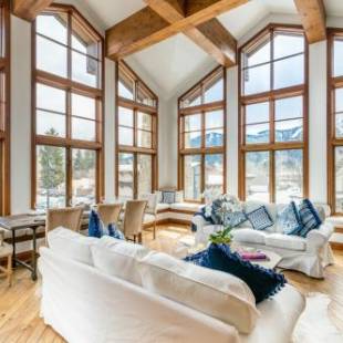 Фотографии гостевого дома 
            Colonnade Residence 11