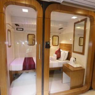 Фотографии хостела
Qubestay Airport Capsule Hotel & Hostel