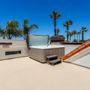 Фотографии гостевого дома
6 THE WHITE HOUSE