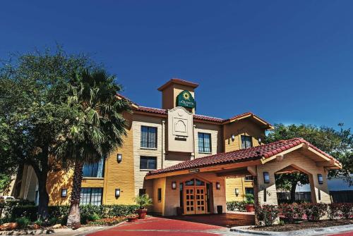 Фотографии гостиницы
Travelodge by Wyndham Houston Cy-Fair