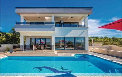 Фотография гостевого дома Four-Bedroom Holiday Home in Punat