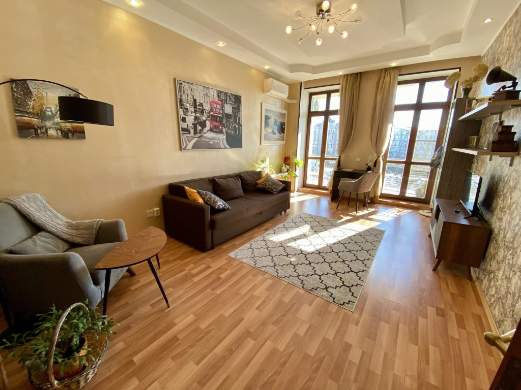 Фотография квартиры Видовая Двухкомнатная Элитная Квартира на Чёрном Озере