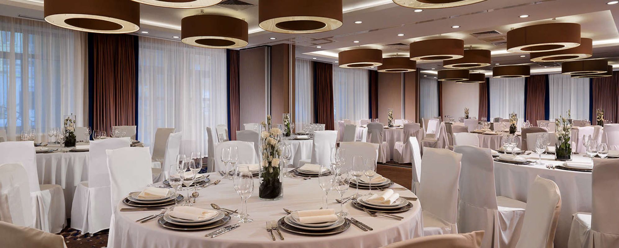 Фотографии конференц-зала Вектор